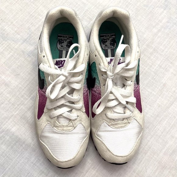 Nike Air Skylon II Women’s Clear Emerald Sneakers Size 8 - Picture 2 of 12